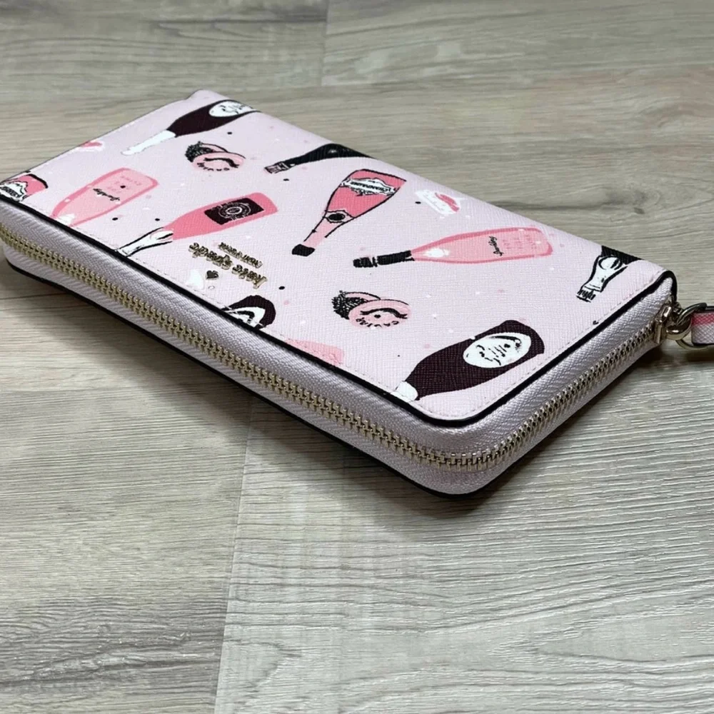 New with tags Kate Spade Shore Street Margaret’s Champagne  wallet - Picture 4 of 8